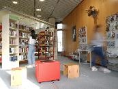 Jugendecke mit Kuti und Konsolenspiele